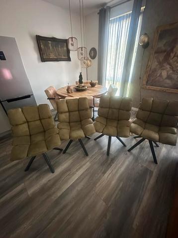 4 Eetkamerstoelen groen