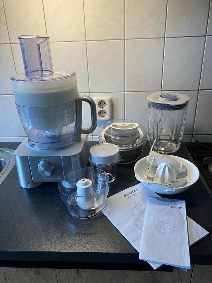 Keukenmachine Kenwood MultiPro, Witgoed en Apparatuur, Keukenmixers, Zo goed als nieuw, 2 tot 3 liter, 3 snelheden of meer, Vaatwasserbestendig