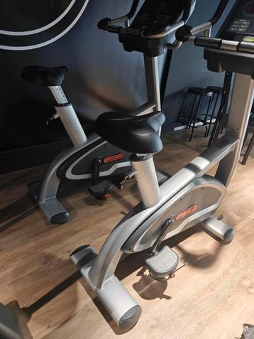 Star Trac E-UB upright bike beschikbaar voor biedingen