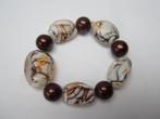 Mooi armband van glazen en kunststof kralen, Ophalen of Verzenden, Zo goed als nieuw, Overige materialen