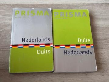Nederlands- duits woordenboek beschikbaar voor biedingen