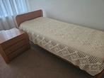 Eenpersoonsbed bed met nachtkastje, Ophalen, 90 cm, Eenpersoons, Wit