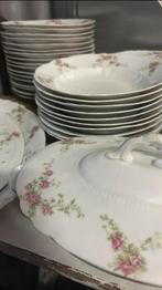 Antiek servied rozen 52 delig, gaaf servies alles heel., Antiek en Kunst, Ophalen of Verzenden