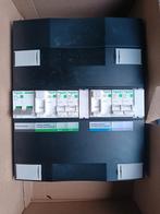 Schneider Groepenkast 4 groepen, 2 ALS, Hoofdschakelaar, Doe-het-zelf en Verbouw, Elektra en Kabels, Ophalen of Verzenden, Gebruikt