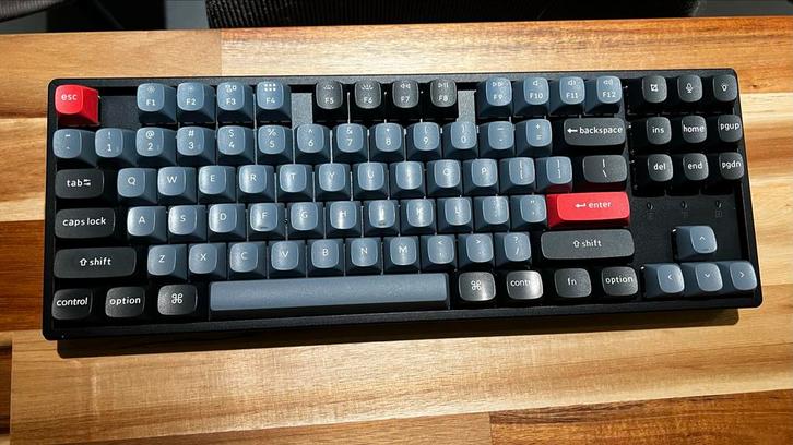 Keychron K8 Pro (Brown) - Draadloos Mechanisch Toetsenbord, Computers en Software, Toetsenborden, Zo goed als nieuw, Qwerty, Draadloos