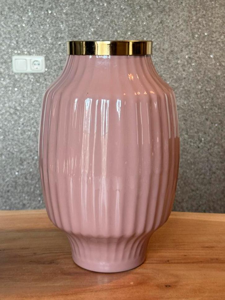 Roze Light & Living Vaas met Gouden Rand - 38cm, Huis en Inrichting, Woonaccessoires | Vazen, Zo goed als nieuw, Rood, Minder dan 50 cm
