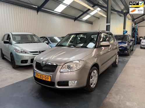 Skoda Fabia 1.4 16V Ambiente AIRCO/NAP/APK, Auto's, Skoda, Te koop, Fabia, ABS, Airbags, Airconditioning, Boordcomputer, Centrale vergrendeling