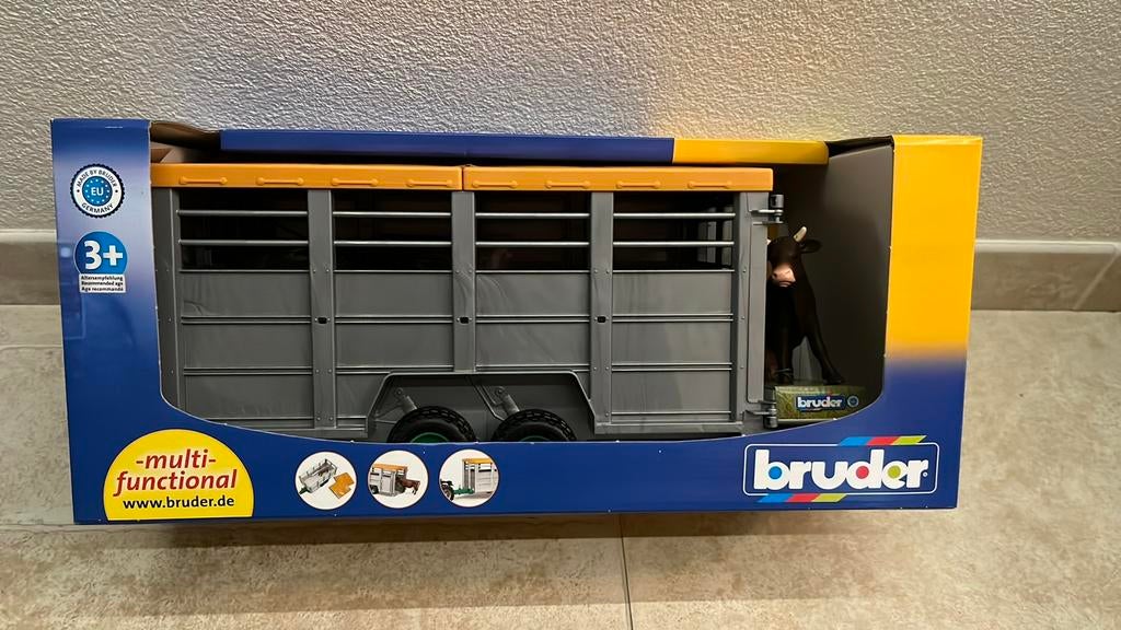 Bruder veetransportaanhanger met 1 koe, Ophalen, Nieuw