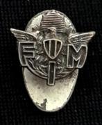 F.I.M. knoop-speld, Verzamelen, Speldjes, Pins en Buttons, Verzenden, Zo goed als nieuw, Transport, Speldje of Pin