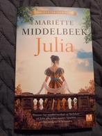 p9 Julia - Mariette Middelbeek, Ophalen of Verzenden, Zo goed als nieuw