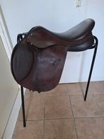 Arena springzadel 17.5 inch, Dieren en Toebehoren, Paarden en Pony's | Zadels, Ophalen of Verzenden, Springen, Zo goed als nieuw