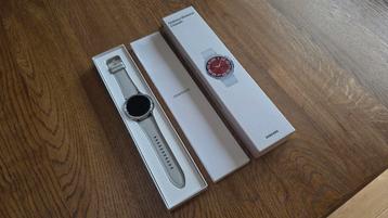Samsung Galaxy Watch 6 Classic 43mm (Nieuw) beschikbaar voor biedingen