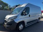 Peugeot Boxer 330 2.2 HDI L2H2 Première/CAMERA/AIRCO/3 ZITS, Voorwielaandrijving, Euro 5, Stof, Gebruikt