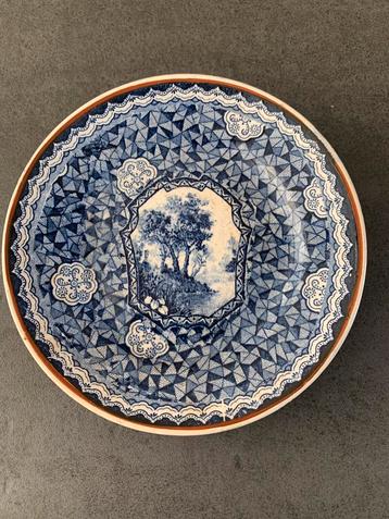 Antiek wandbordje van Villeroy & Boch beschikbaar voor biedingen