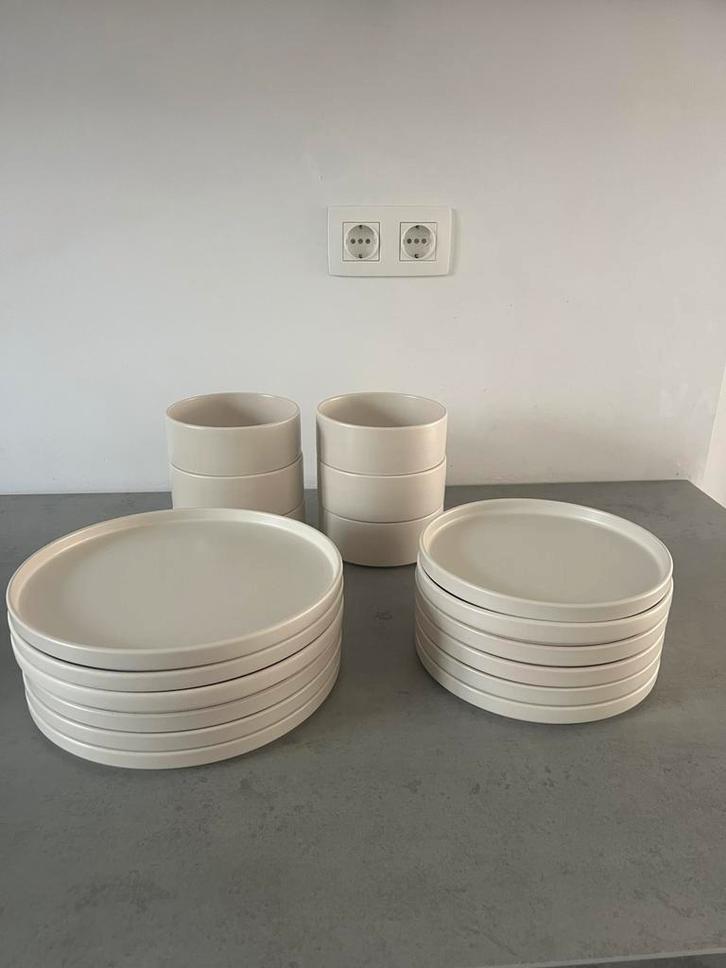 Nordic style serviesset beige/creme 12 personen, Huis en Inrichting, Keuken | Servies, Nieuw, Compleet servies, Overige stijlen