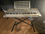 Yamaha PSR-E303 Keyboard met Onderstel - Speelklaar!, Muziek en Instrumenten, Ophalen of Verzenden, Zo goed als nieuw, 61 toetsen
