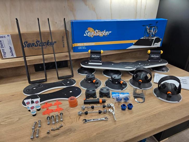 SeaSucker Mini Bomber + flightdeck, Auto diversen, Fietsendragers, Zo goed als nieuw, Fietsendrager-accessoire, 2 fietsen, Brede banden