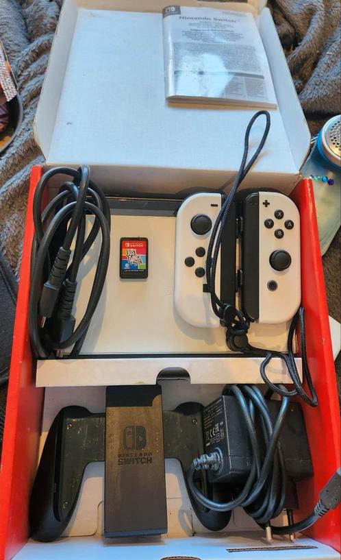 Nintendo Switch, Spelcomputers en Games, Spelcomputers | Nintendo Switch, Zo goed als nieuw, Switch Original, Ophalen of Verzenden