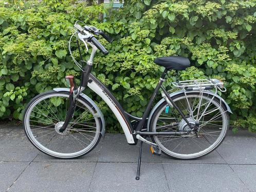 Batavus elektrische fiets maat 55, Fietsen en Brommers, Elektrische fietsen, Zo goed als nieuw, Batavus, 51 tot 55 cm, 50 km per accu of meer