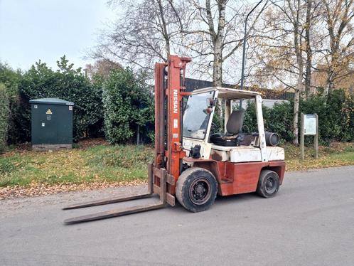 Nissan 4 tons lpg vorkheftruck 4000kg heftruck 4 tonner, Doe-het-zelf en Verbouw, Gereedschap | Overige machines, Ophalen of Verzenden