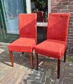 2 oranje stoffen / houten stoelen (zie omschrijving!), Huis en Inrichting, Stoelen, Ophalen, Hout, Gebruikt, Twee