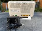 Arcadyan Experia Box v10A Router Modem, Ophalen of Verzenden, Gebruikt, Router met modem