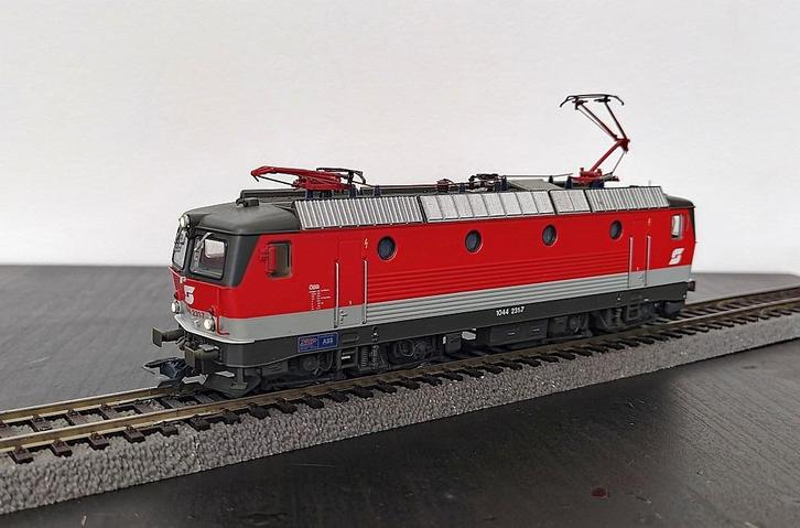 Roco 78425 - ÖBB 1044 met Esu Loksound, Hobby en Vrije tijd, Modeltreinen | H0, Zo goed als nieuw, Locomotief, Gelijkstroom, Roco