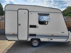 Te koop leuke Adria 360 prima, Caravans en Kamperen, Caravans, Particulier, Adria, 500 - 750 kg, Tot en met 4