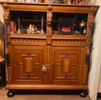 Bijzonder mooie Mechelse kast, Antiek en Kunst, Antiek | Meubels | Kasten, Ophalen