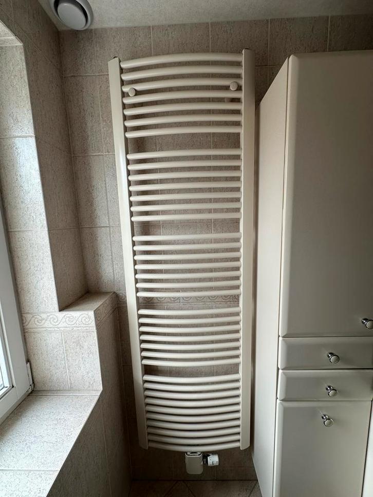 Handdoekradiator / Designradiator 60 x 183 cm, Doe-het-zelf en Verbouw, Verwarming en Radiatoren, Gebruikt, Radiator, 800 watt of meer