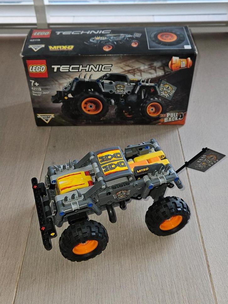 Lego 42119 Technic Monster Jam Max-D Monstertruck, Kinderen en Baby's, Speelgoed | Duplo en Lego, Zo goed als nieuw, Lego, Complete set