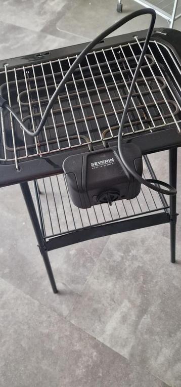 Elektrische BBQ – Compact & Handig voor Balkon of Tuin! beschikbaar voor biedingen