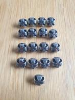 17 metalen knoopjes, Ophalen of Verzenden, Knoop of Knopen