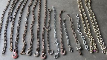 ijzeren ketting beschikbaar voor biedingen