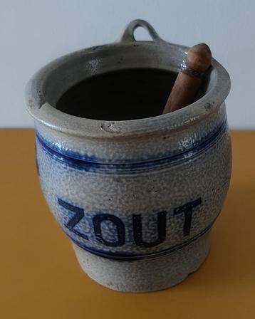 echte oude Keulse pot opschrift Zout en bijpassende pollepel beschikbaar voor biedingen