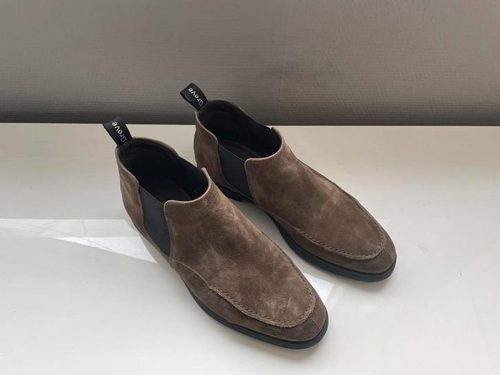 Greve Chelsea Boots - Suede, Stijlvol en Comfortabel mt.41, Kleding | Heren, Schoenen, Zo goed als nieuw, Boots, Bruin, Ophalen of Verzenden