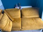Twee zits bank oker geel, Huis en Inrichting, Banken | Bankstellen, Ophalen, 150 tot 200 cm, Tweepersoons, 75 tot 100 cm