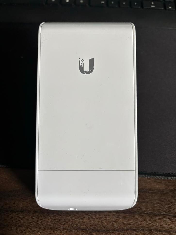 Ubiquiti NanoStation Loco M2, Computers en Software, Accesspoints, Gebruikt, Ophalen of Verzenden