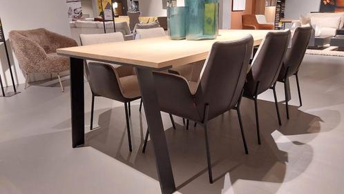 Showroommodel Enzo Luca Eetkamerstoel Piave, Huis en Inrichting, Stoelen, Nieuw, Stof, Ophalen