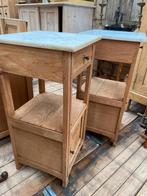 Twee Frans eiken kastjes nachtkastjes, Ophalen, Gebruikt, Minder dan 45 cm, 70 cm of meer