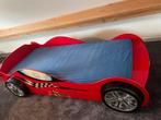 Stoer autobed met matras, Kinderen en Baby's, Kinderkamer | Bedden, Ophalen, Zo goed als nieuw, 180 cm of meer, Matras