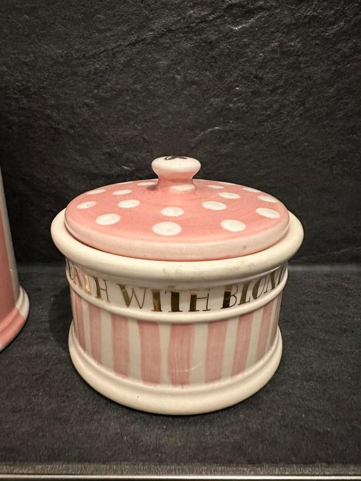 Voorraadpot klein Blond Amsterdam In Bath with Blond, Huis en Inrichting, Badkamer | Badtextiel en Accessoires, Zo goed als nieuw