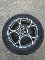 Alfa Romeo Stelvio 19 inch velgen met Hankook banden, Gebruikt, Banden en Velgen, 235 mm, Terreinwagen