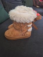 Warme meisjes boots neppe uggs maat 25, Gebruikt, Meisje, Ophalen of Verzenden, Laarzen