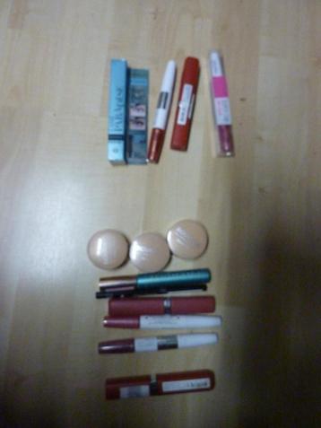 Make-up loreal paris maybelline bourjois mascara en lipstick beschikbaar voor biedingen
