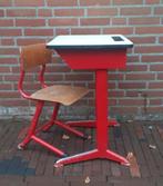 Vintage kinder schooltafeltje en stoeltje, Kinderen en Baby's, Kinderkamer | Tafels en Stoelen, Gebruikt, Ophalen of Verzenden