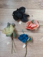 4 vintage bloemcorsages, Sieraden, Tassen en Uiterlijk, Broches, Ophalen of Verzenden, Nieuw, Overige materialen