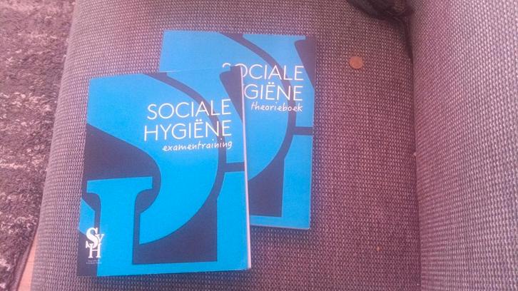 SVH Theorie & Examentraining boek, Boeken, Studieboeken en Cursussen, Zo goed als nieuw, Overige niveaus, Alpha, Ophalen of Verzenden