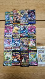 17 orginele pokemon booster packs fusion strike fates etc, Ophalen of Verzenden, Zo goed als nieuw, Booster, Foil