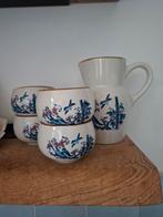 Prachtige kan met 4 mokken, Antiek en Kunst, Antiek | Keramiek en Aardewerk, Ophalen of Verzenden